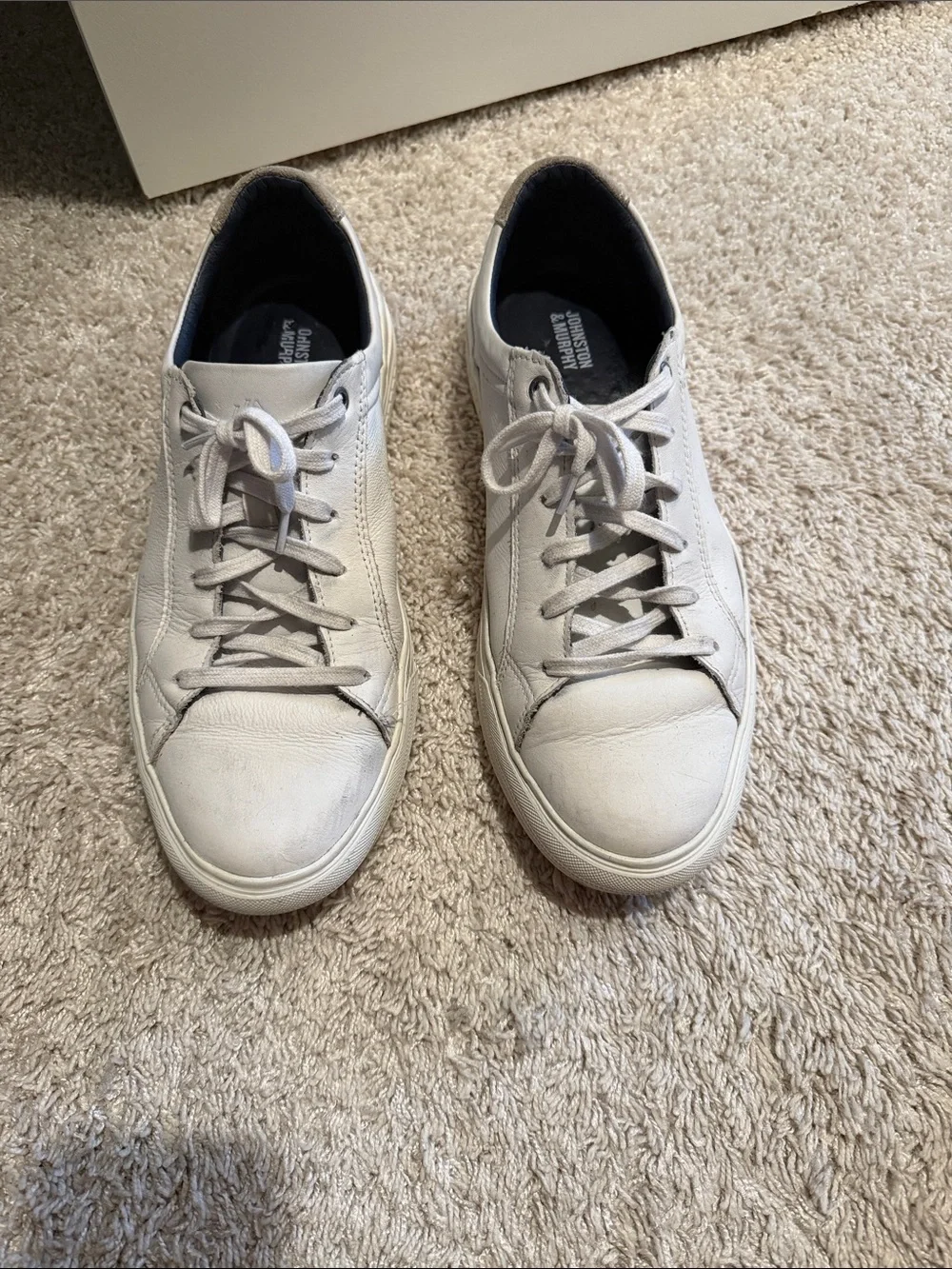 Johnston & Murphy Men's Low-Top Leather Sneakers in Light Gray
